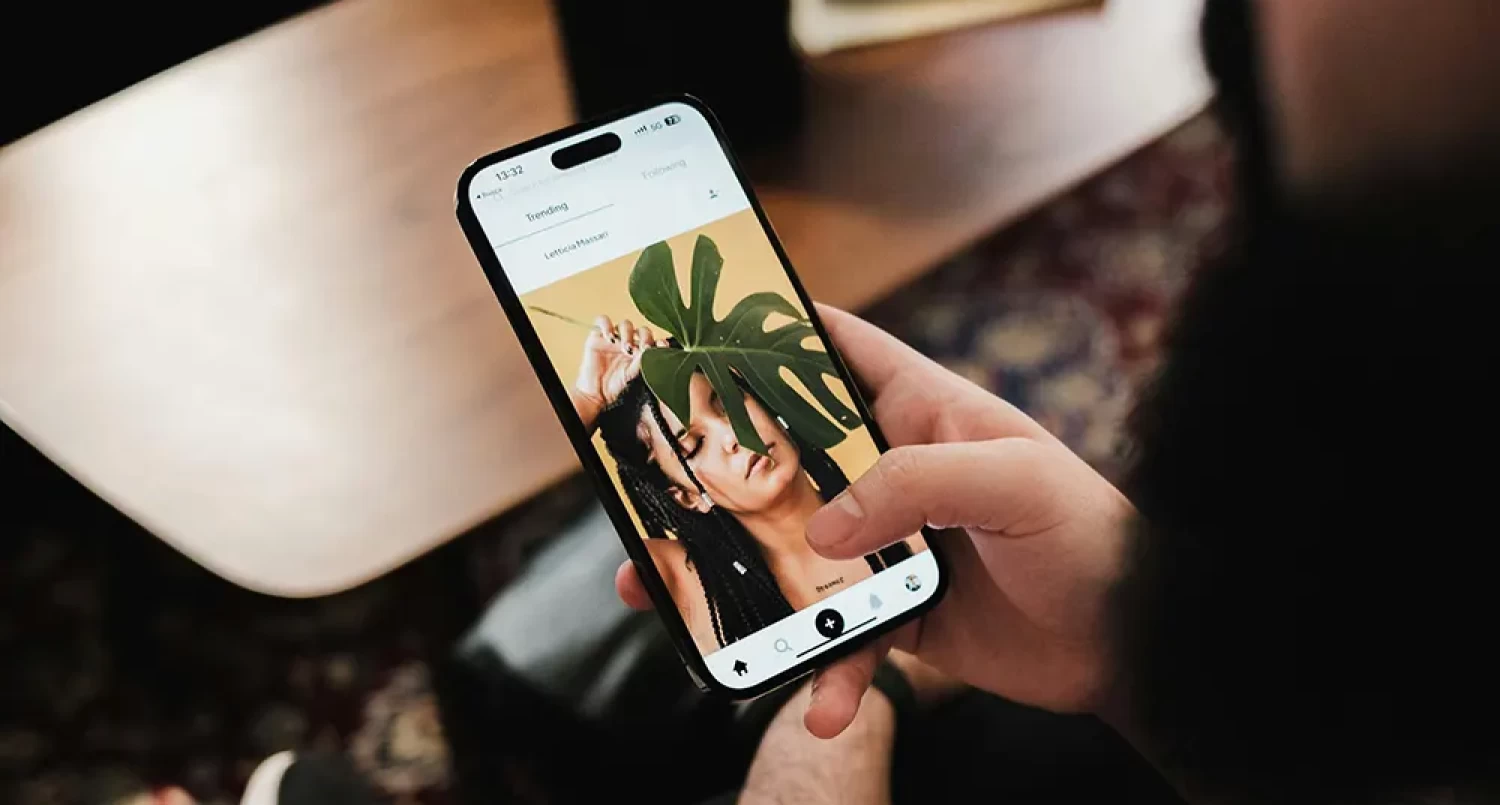 Puterea vizualului: cum imaginile și videoclipurile transformă marketingul digital